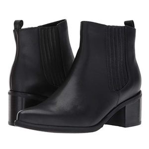 Blondo Elvina Waterproof Ankle Booties